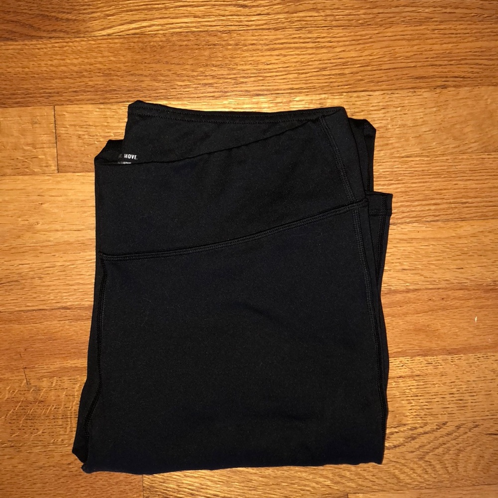 Aerie yoga pants, athletic material, size Large